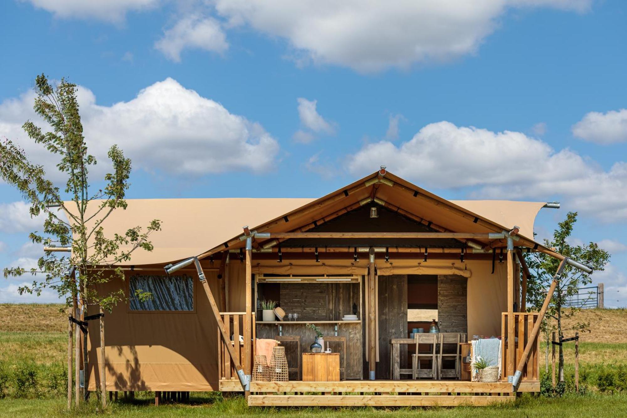 Camping Rcn La Ferme Du Latois Coëx Habitación foto