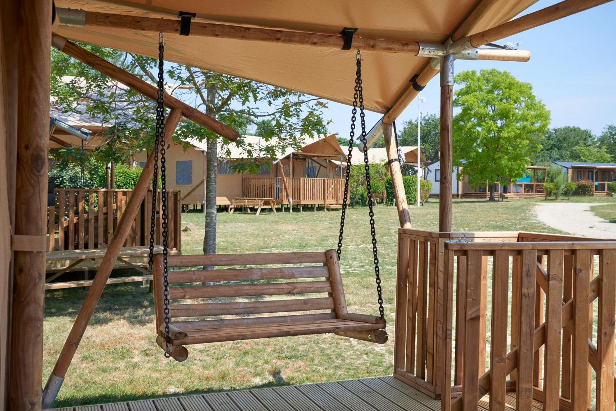 Camping Rcn La Ferme Du Latois Coëx Habitación foto